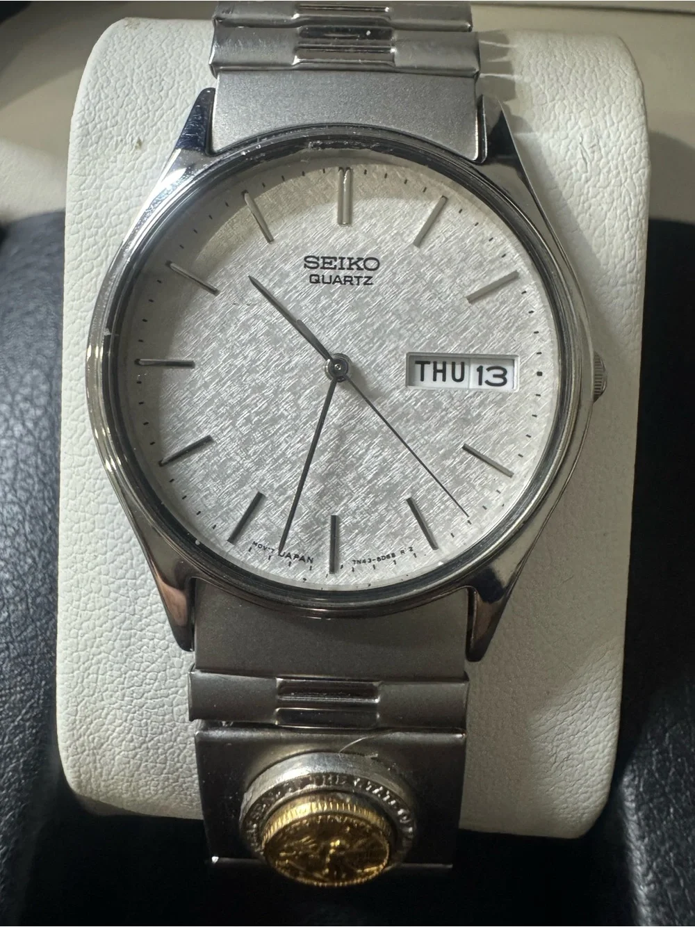 #182 Seiko Quartz Men's Silver Dial Stainless Watch